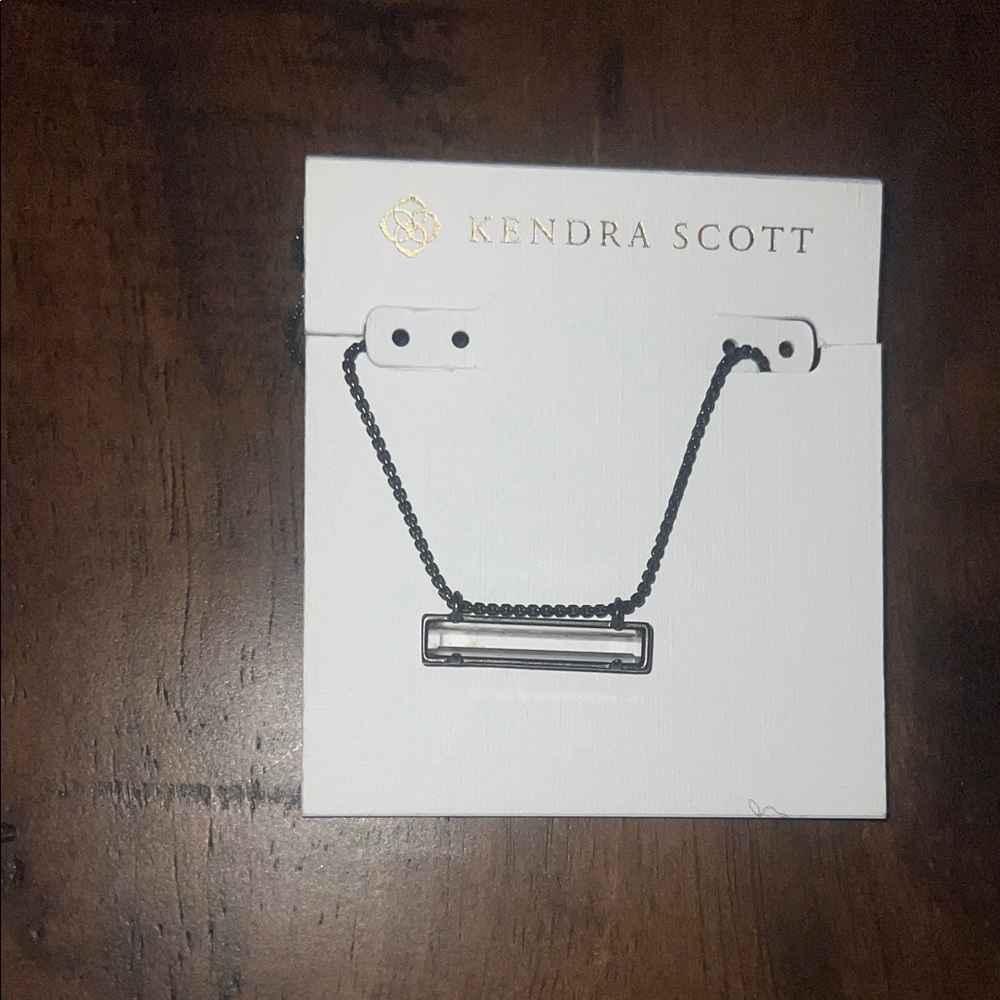 NWT Kendra Scott Black Gunmetal Leanor Necklace
